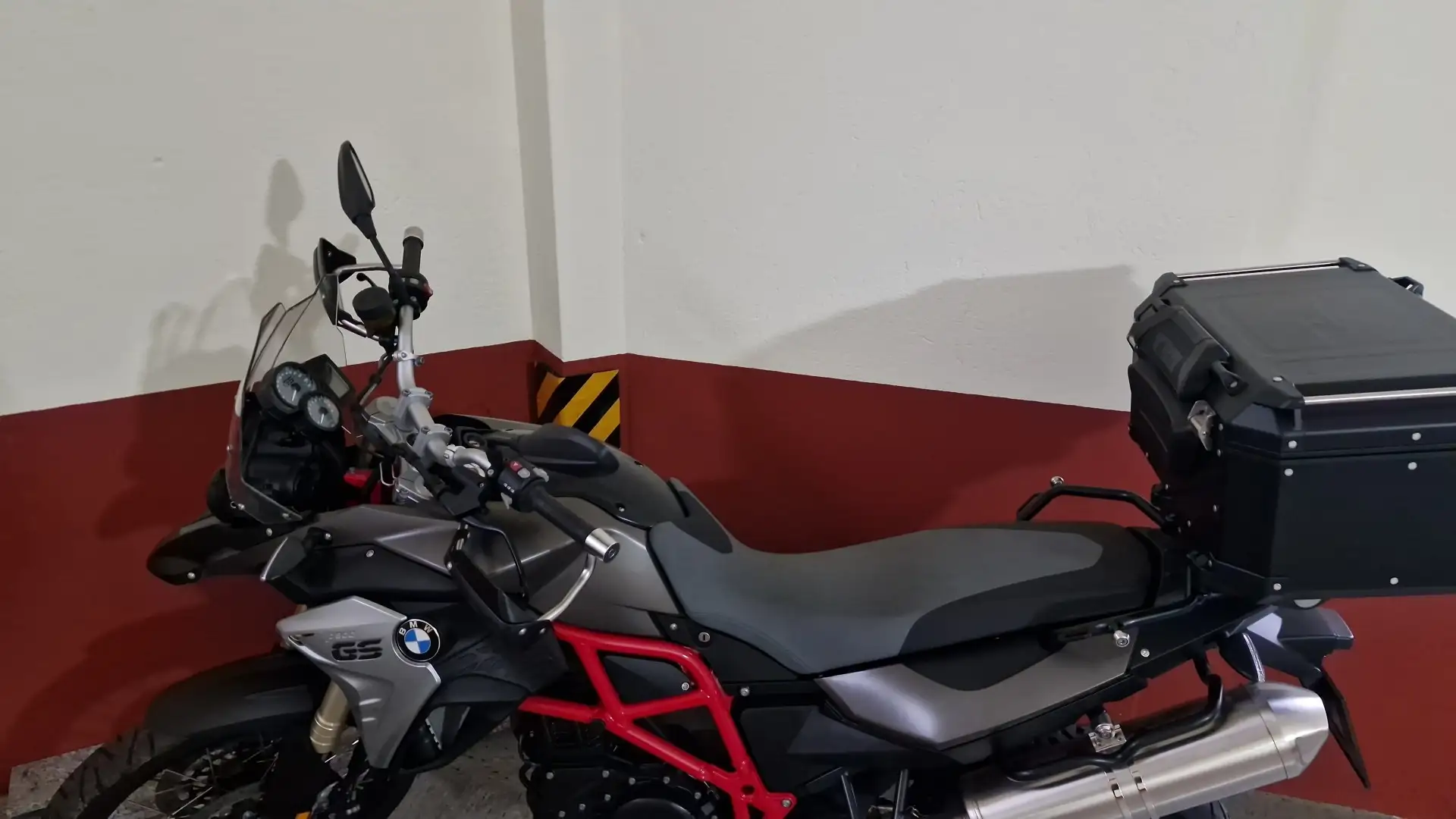 BMW F 800 GS Marrón - 2