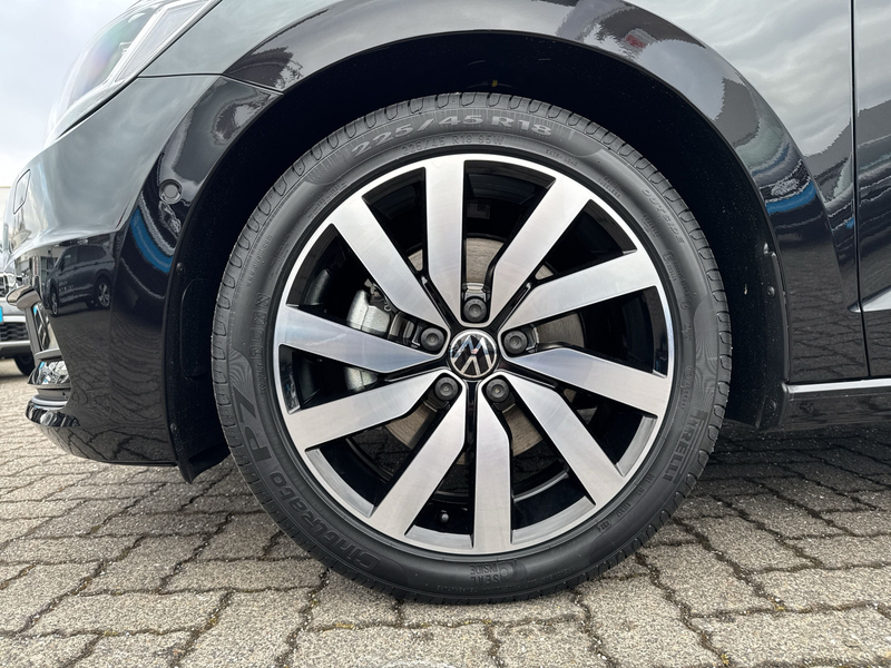 Volkswagen Touran 1.5 TSI DSG R-Line 7-Si. PANO STANDHZG AHK — photo 7