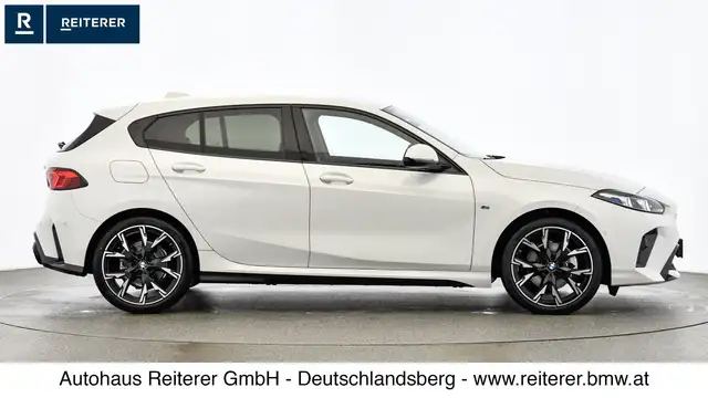 BMW 1 Series view 7
