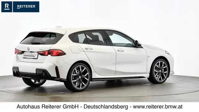 BMW 1 Series view 6