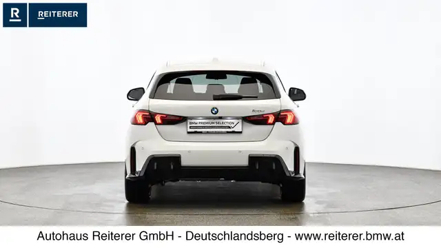 BMW 1 Series view 5