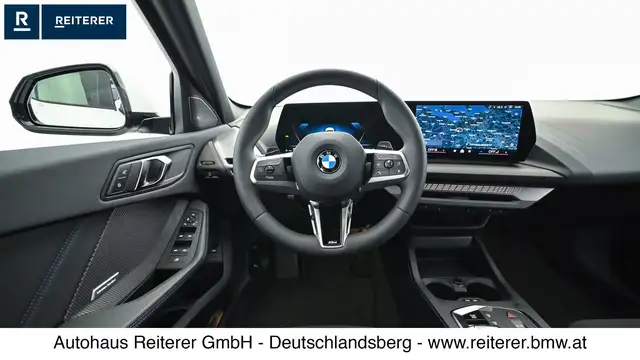 BMW 1 Series view 14
