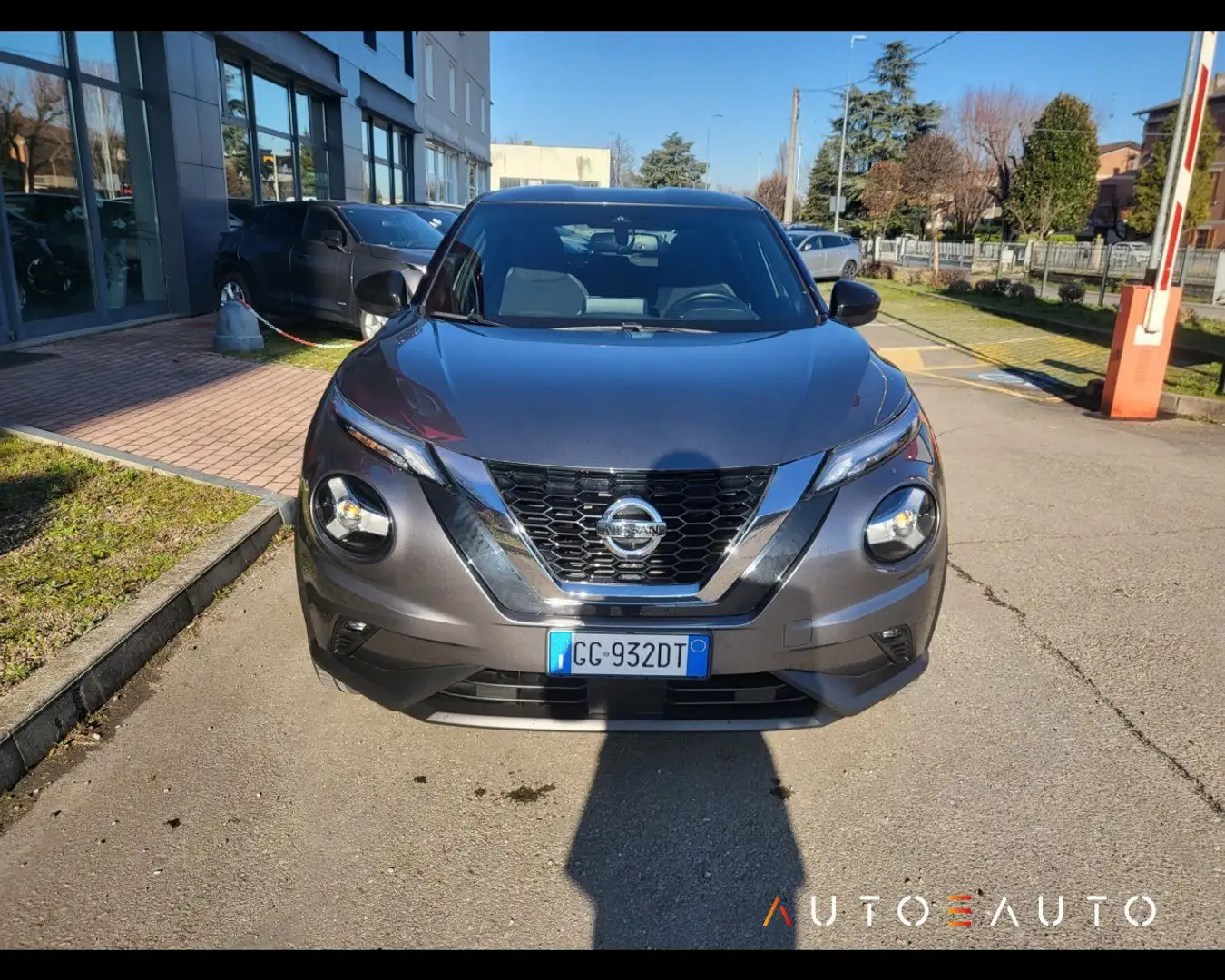 Nissan Juke 1.0 dig-t N-Connecta 114cv Grigio - 2