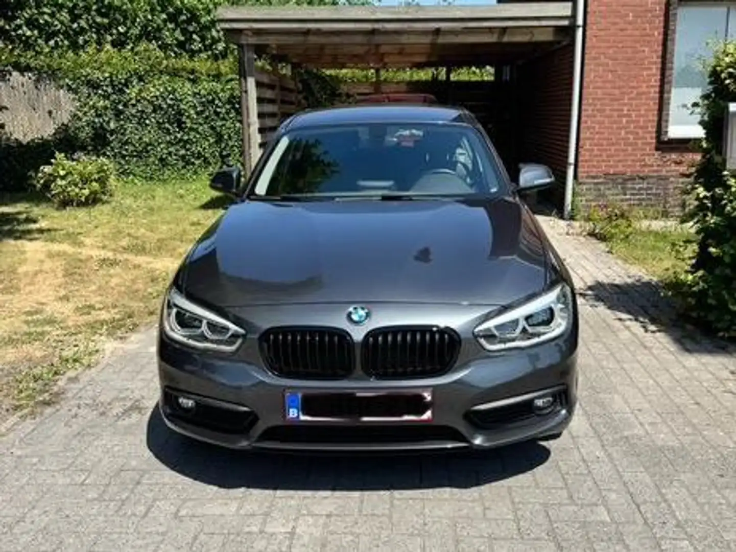 BMW 116 116i Gris - 1