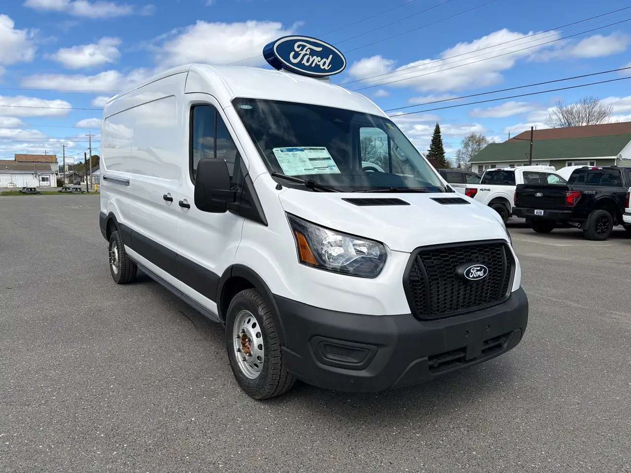 Ford Transit Cargo Van снимка Ford Transit Cargo Van