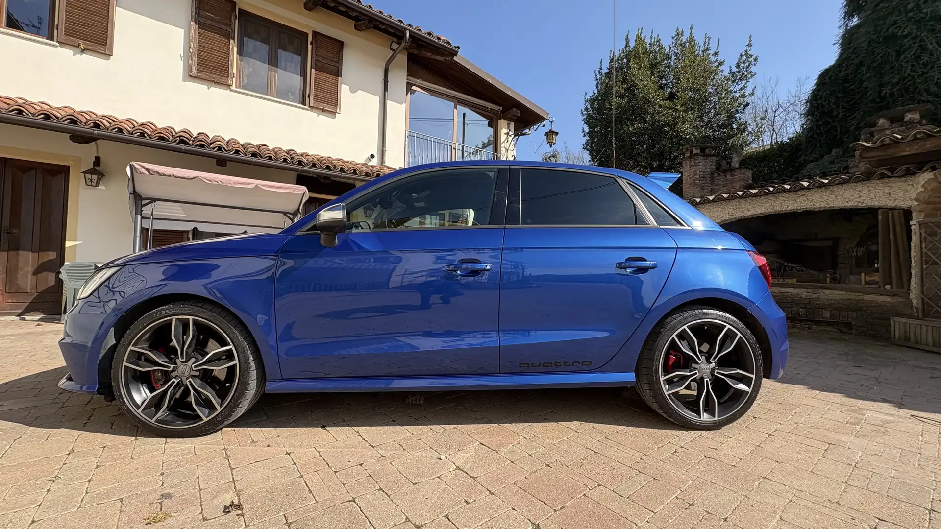 Audi S1 S1 Sportback 2.0 TFSI PACCHETTO QUATTRO - GUSCI Modrá - 2