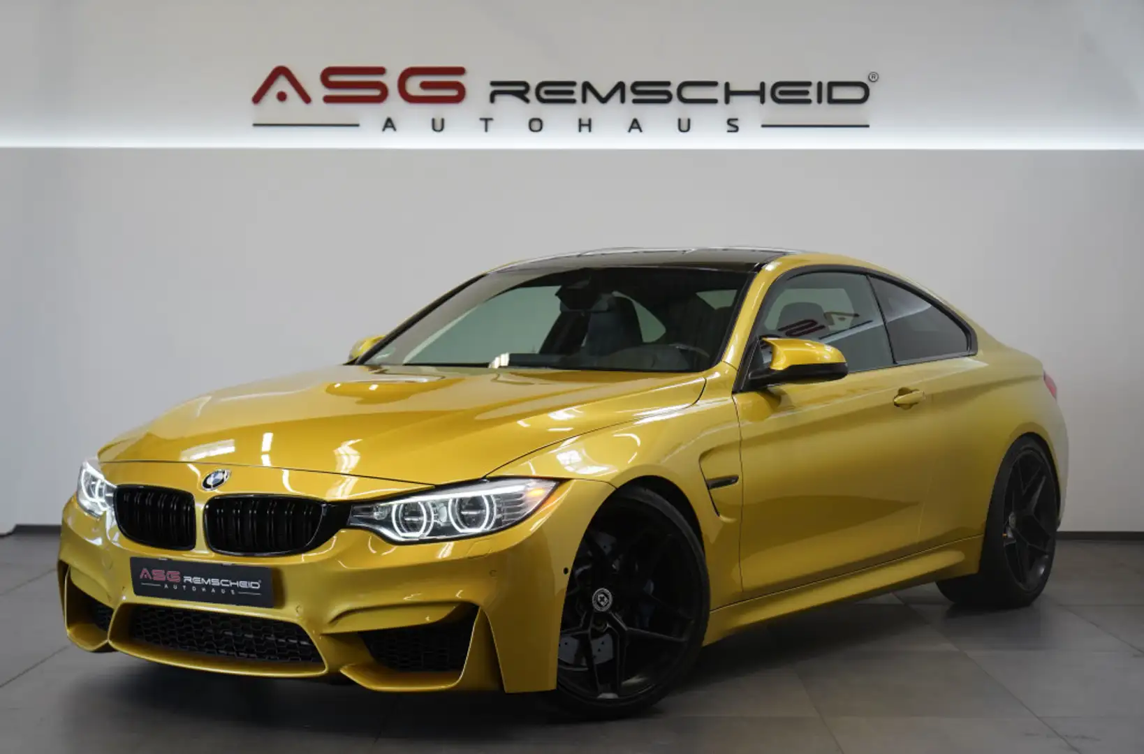 BMW M4 Coupé DKG *19 *Memory *H-UP *Schale *Kamera Gelb - 1