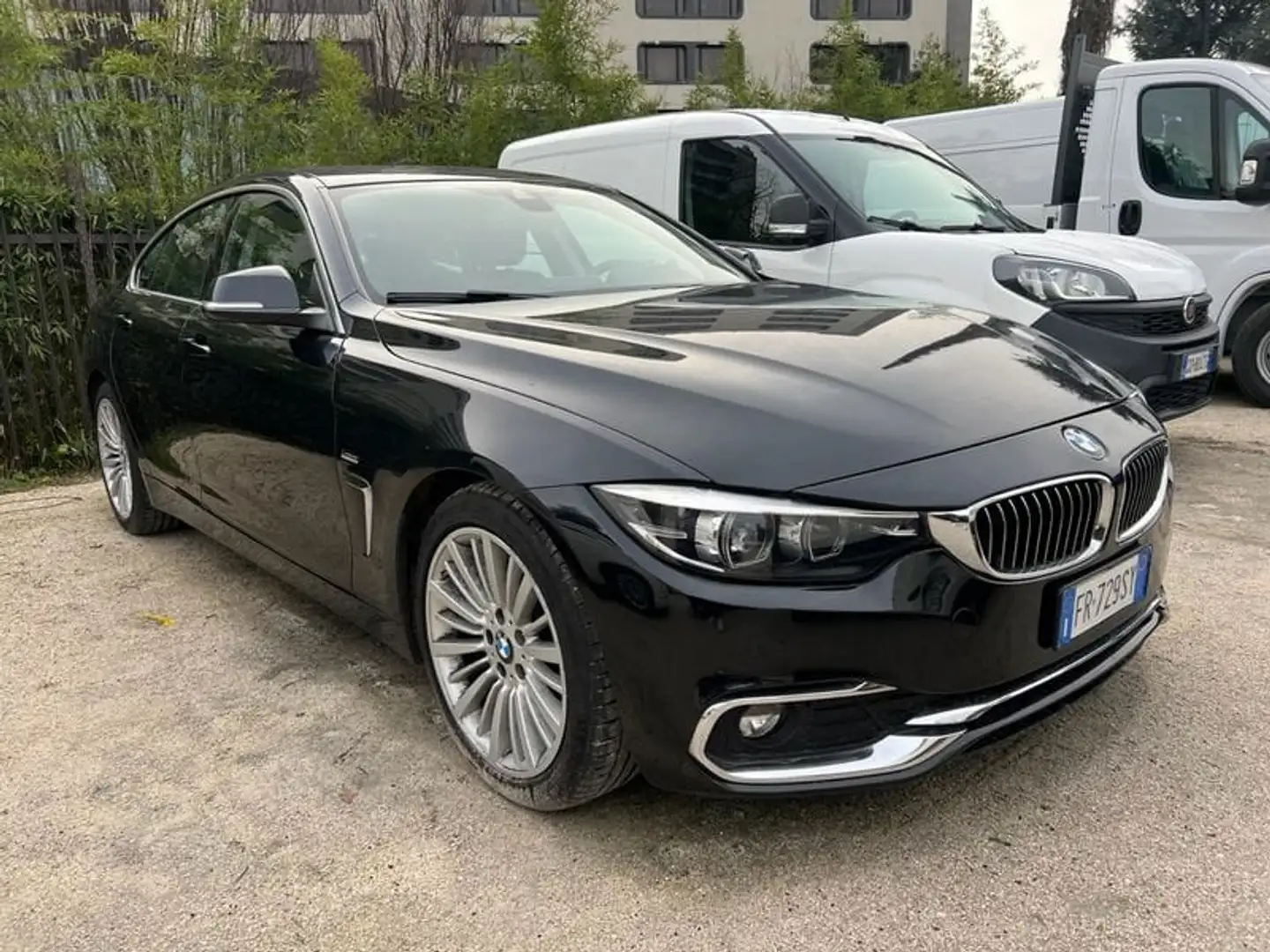 BMW 420 420d Luxury Autom. StepTronic Noir - 2