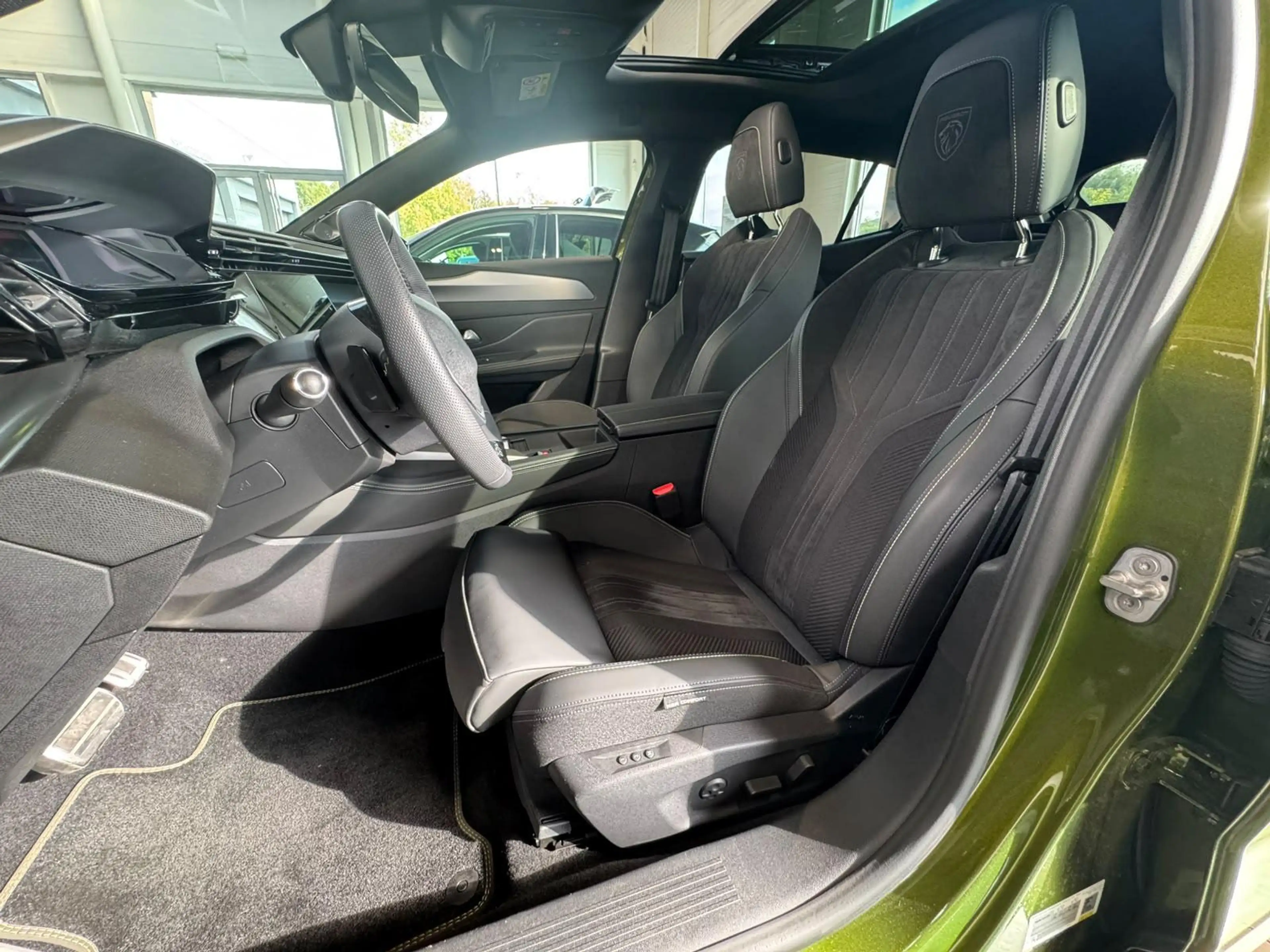 Peugeot 408 1.2 Hybrid GT e-DSC6 5d 100kW — photo 9