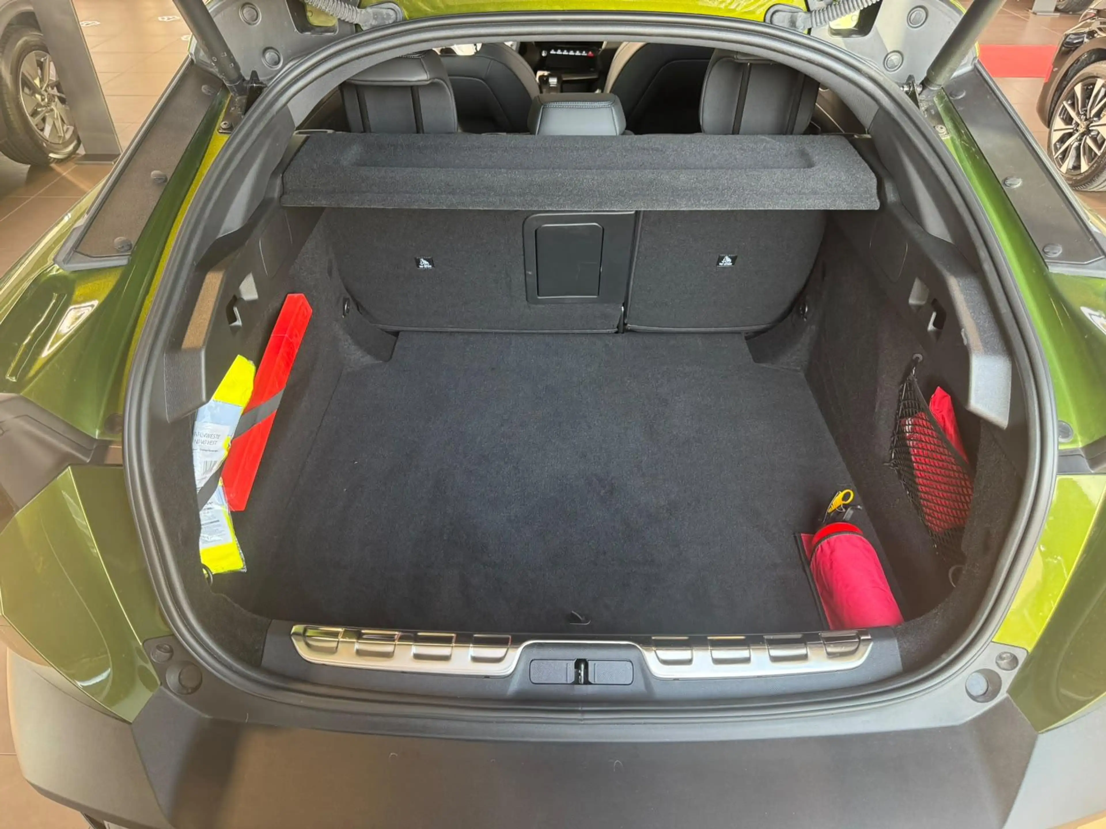 Peugeot 408 1.2 Hybrid GT e-DSC6 5d 100kW — photo 6