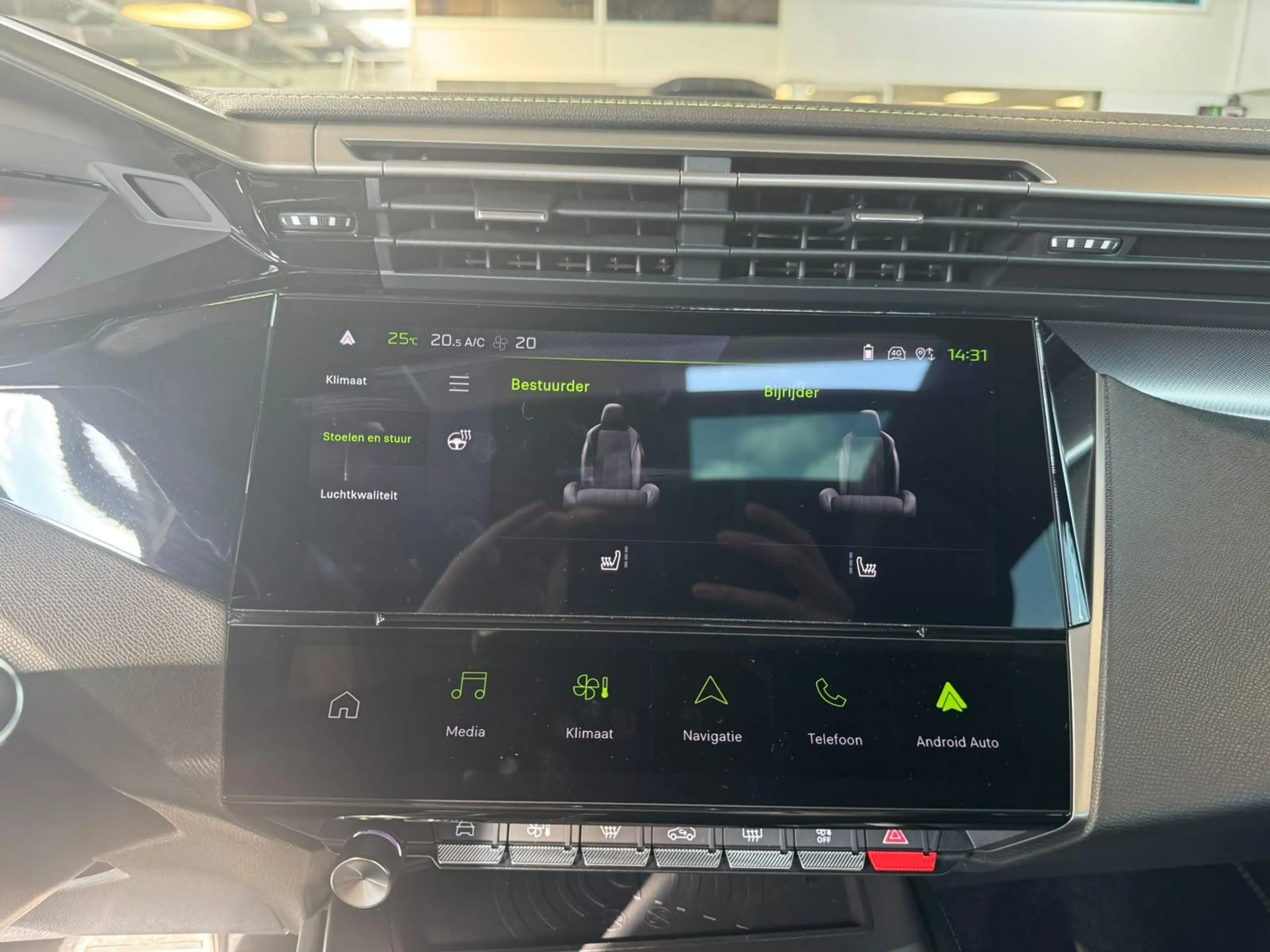 Peugeot 408 1.2 Hybrid GT e-DSC6 5d 100kW — photo 18