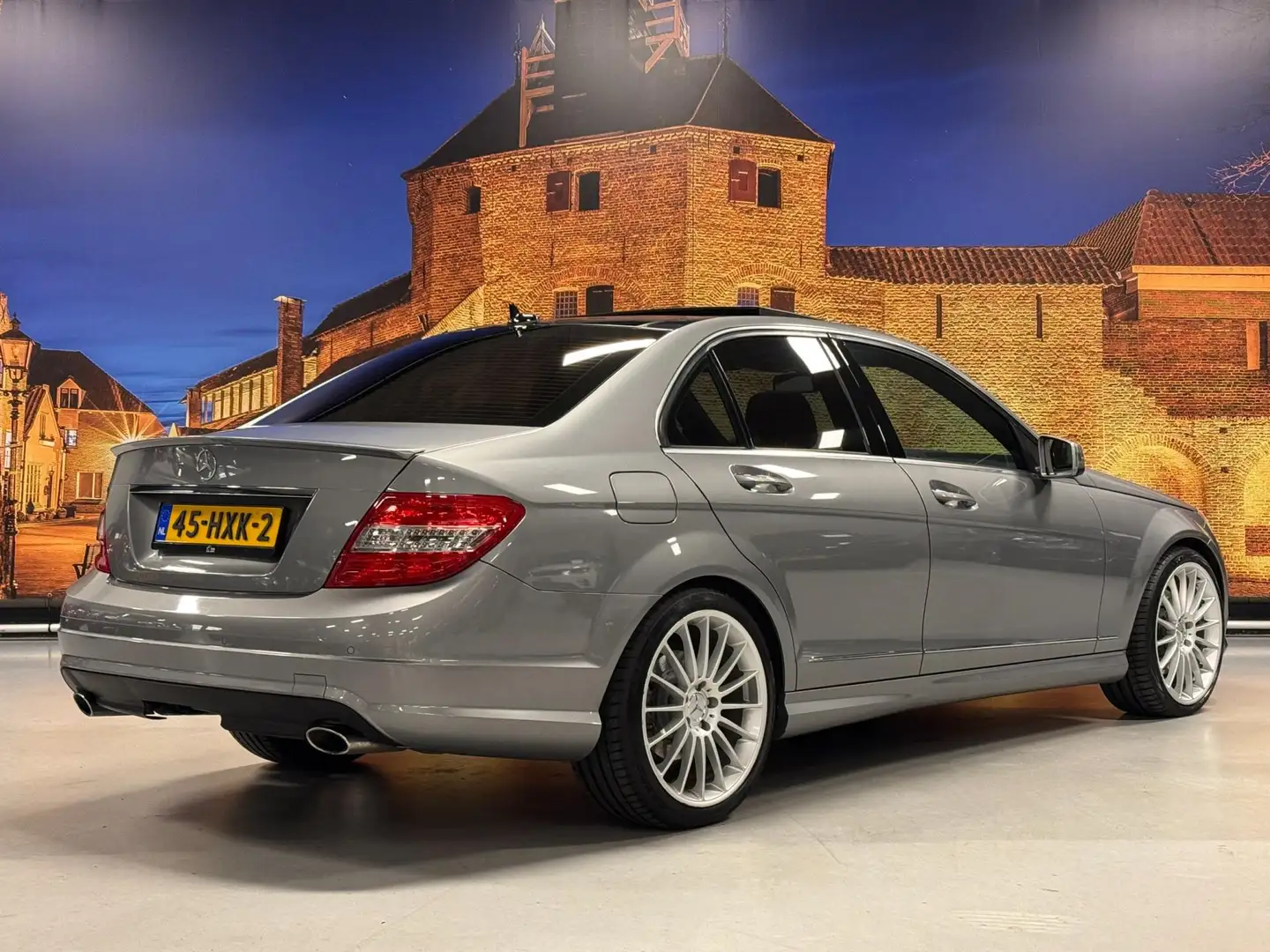 Mercedes-Benz C 350 CGI Avantgarde AMG Aut Panodak H/K Gris - 2