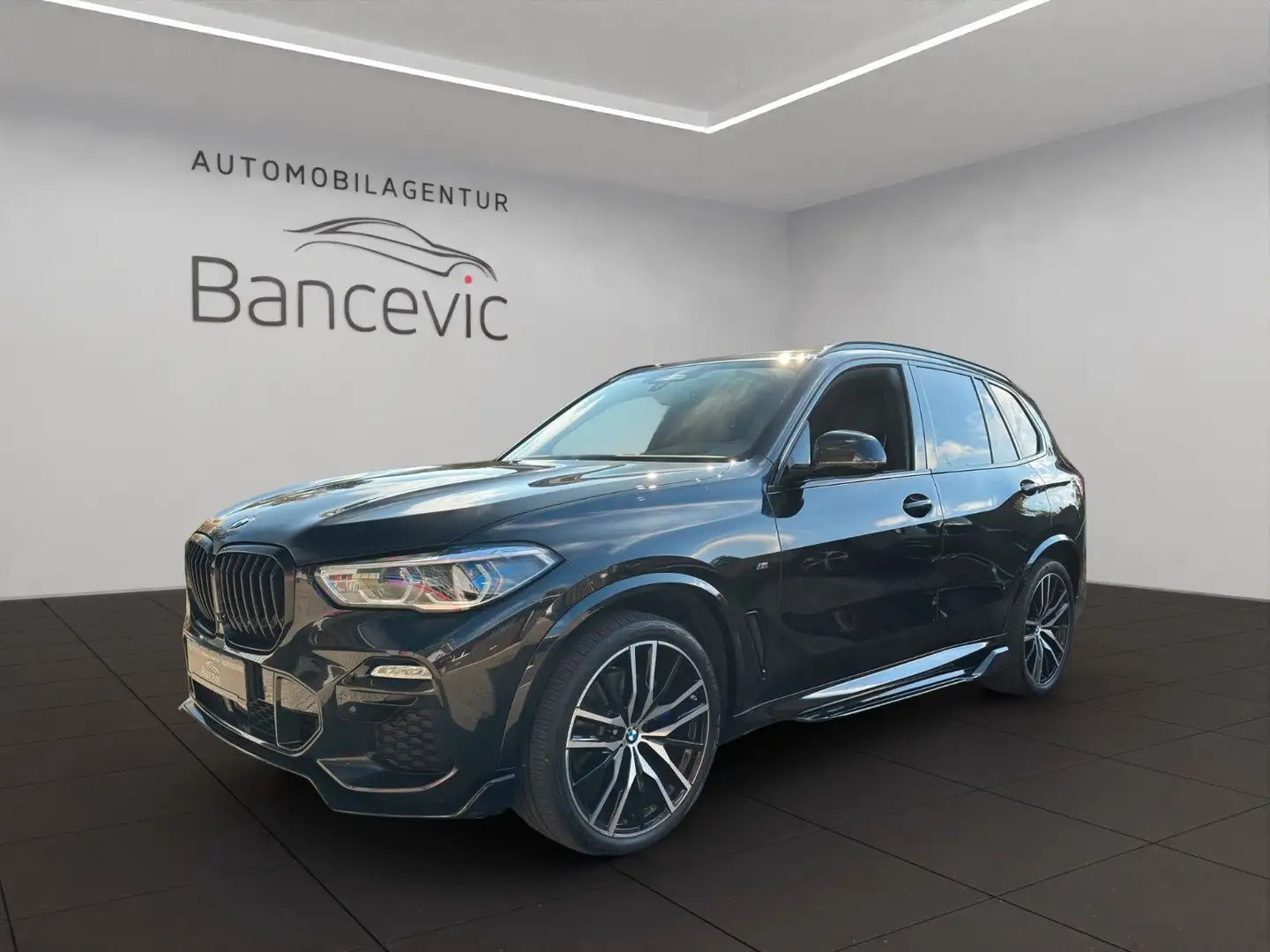BMW X5 xDrive 30d M Sport*AHK*Panorama*22"zoll*ACC Noir - 1