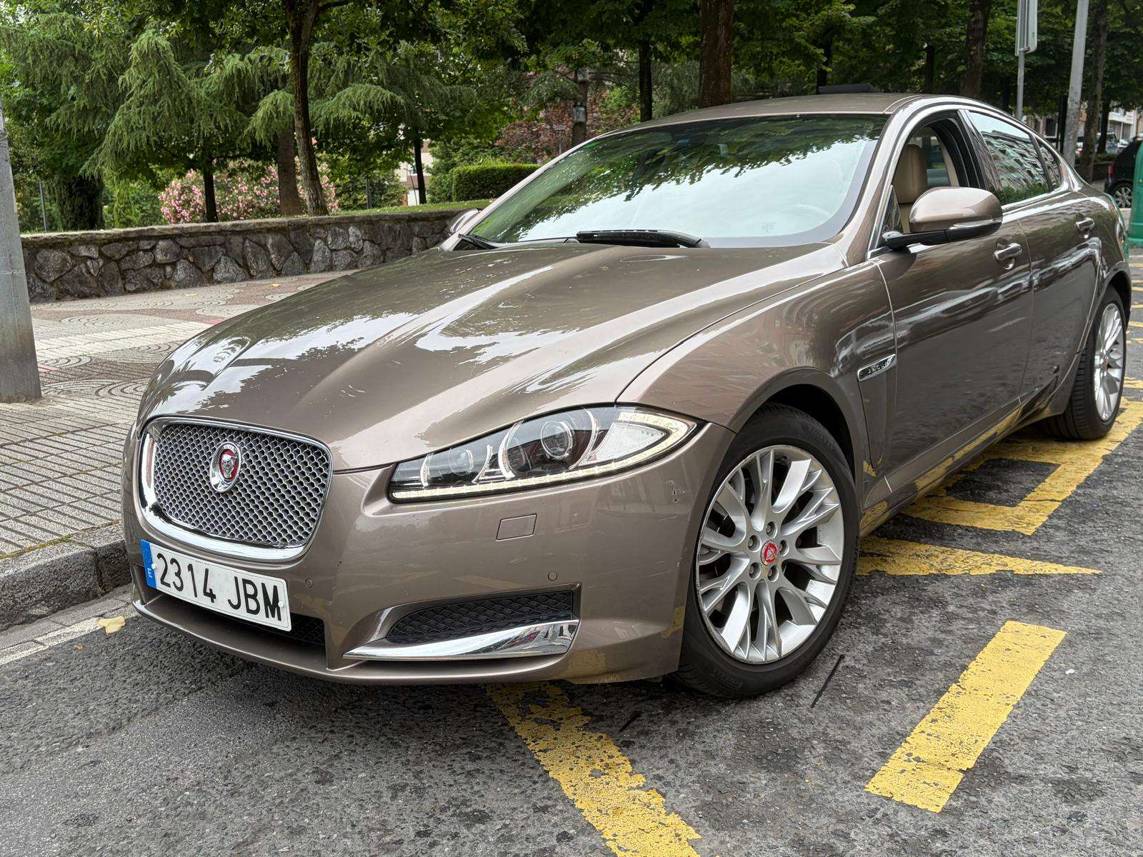 Jaguar XF XF 2.2 Diesel Premium Luxury Aut. Premium Luxury - foto 1