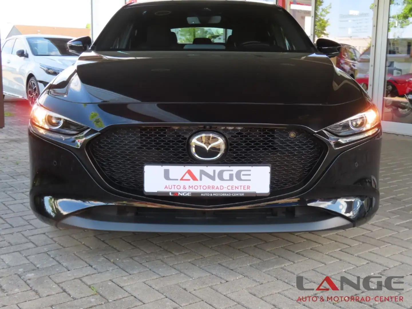 Mazda 3 SKYACTIV-X M-Hybrid EU6d Lim. 5-trg. 2.0 SkyAktiv Schwarz - 2