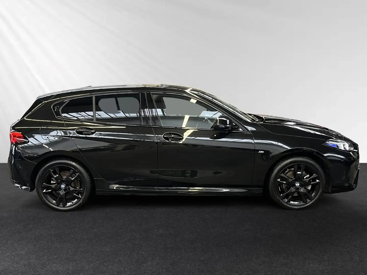BMW 120 d *F70*|M Sport|Head-Up|AHK/Harman/Kardon Zwart - 2