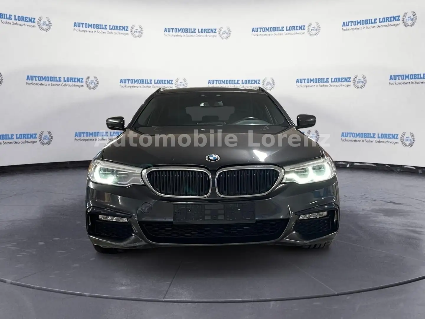 BMW 530 D TOURING X DRIVE M SPORT Grau - 2