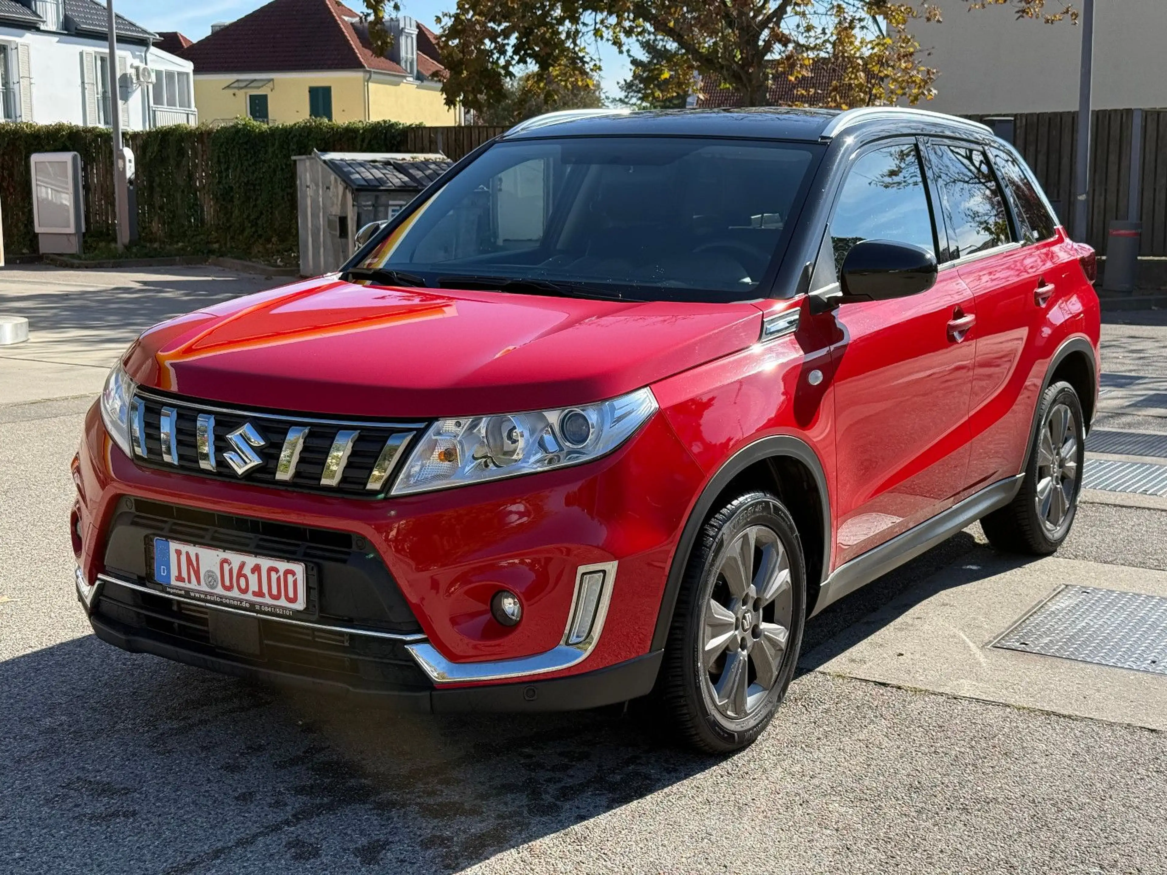 Suzuki Vitara 1.0 4x2 Automatik SHZ Klima Navi