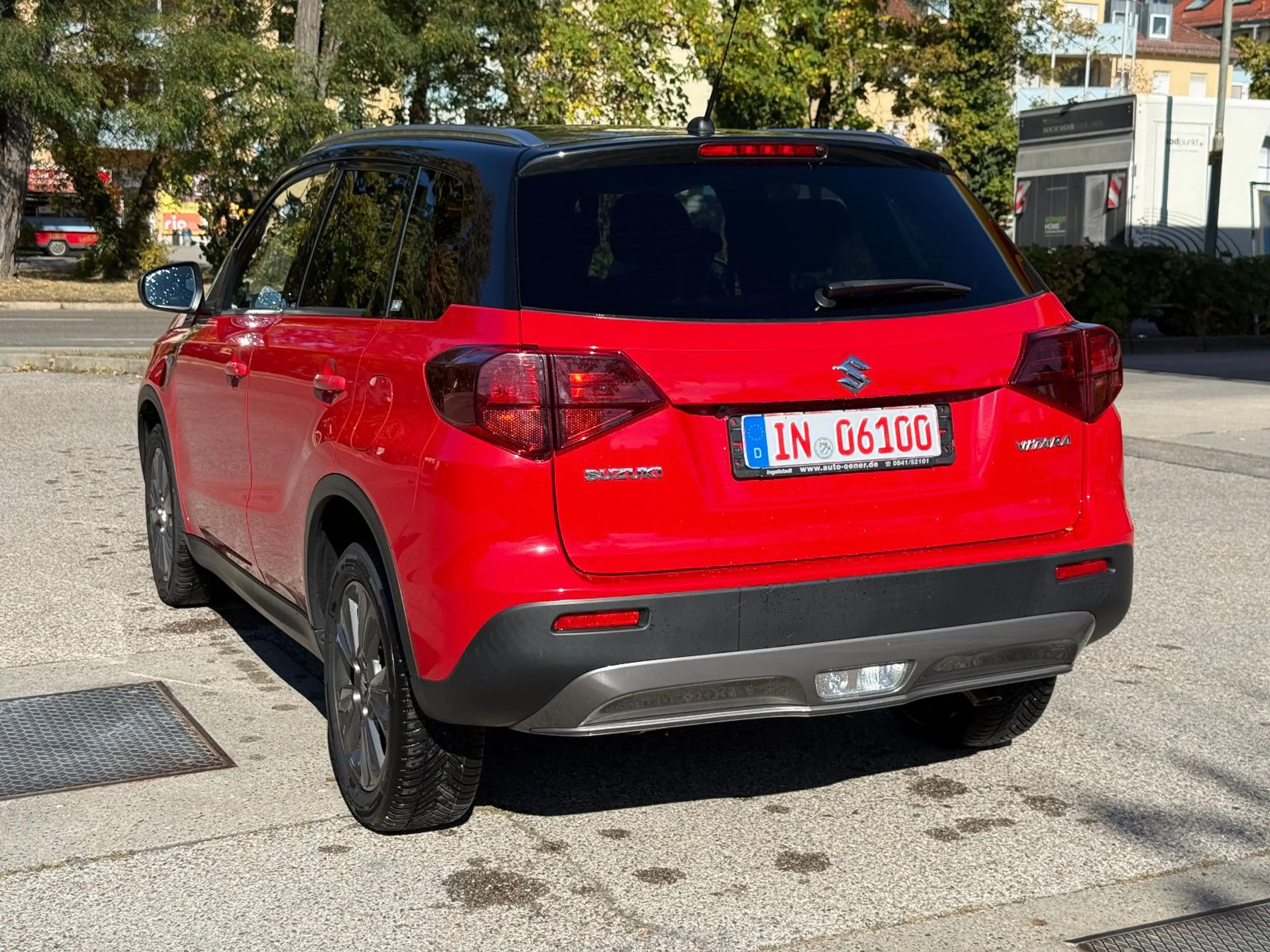Suzuki Vitara 1.0 4x2 Automatik SHZ Klima Navi — photo 8