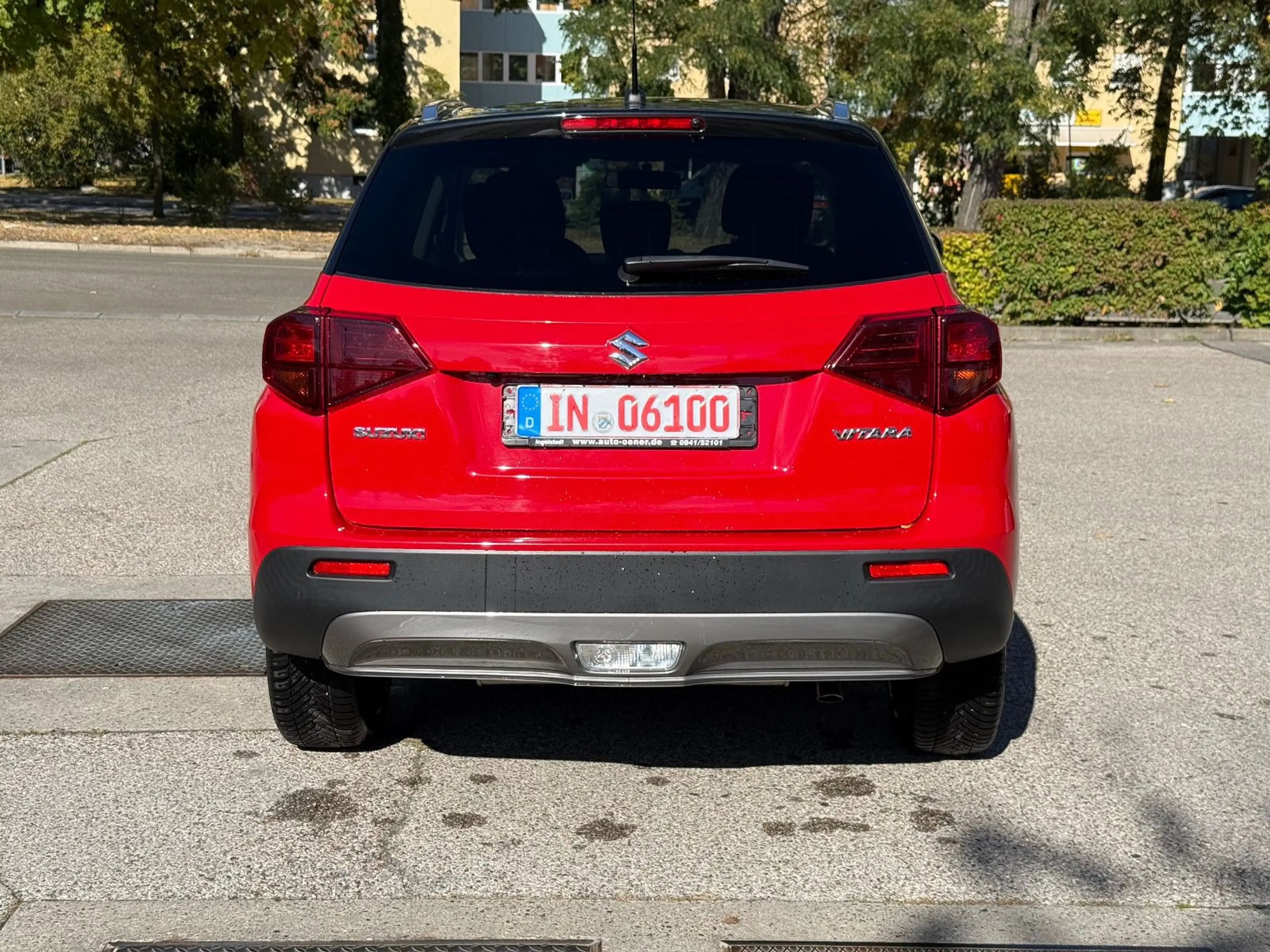 Suzuki Vitara 1.0 4x2 Automatik SHZ Klima Navi — photo 7