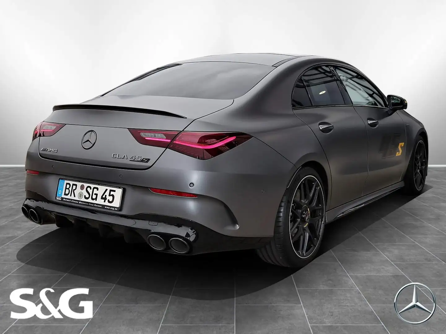 Mercedes-Benz CLA 45 AMG S 4M+ Coupé Final+360°+LED+Pano+Night Grau - 2