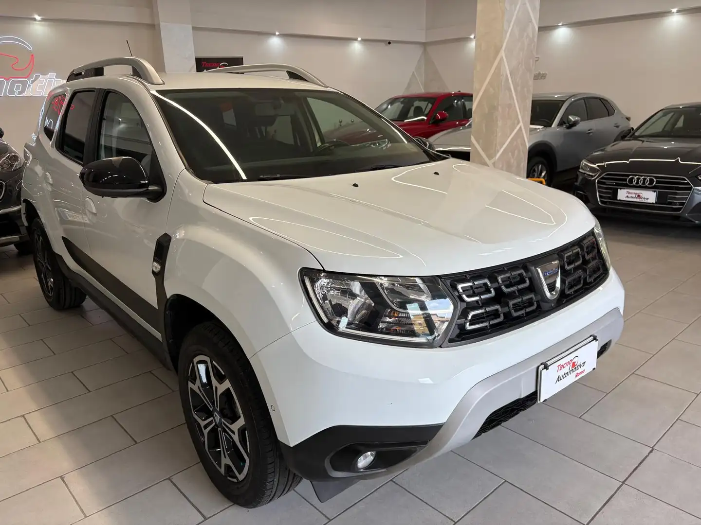 Dacia Duster 1.0 tce 15th Anniversary Eco-g 4x2 100cv *S.PROMO* Weiß - 1