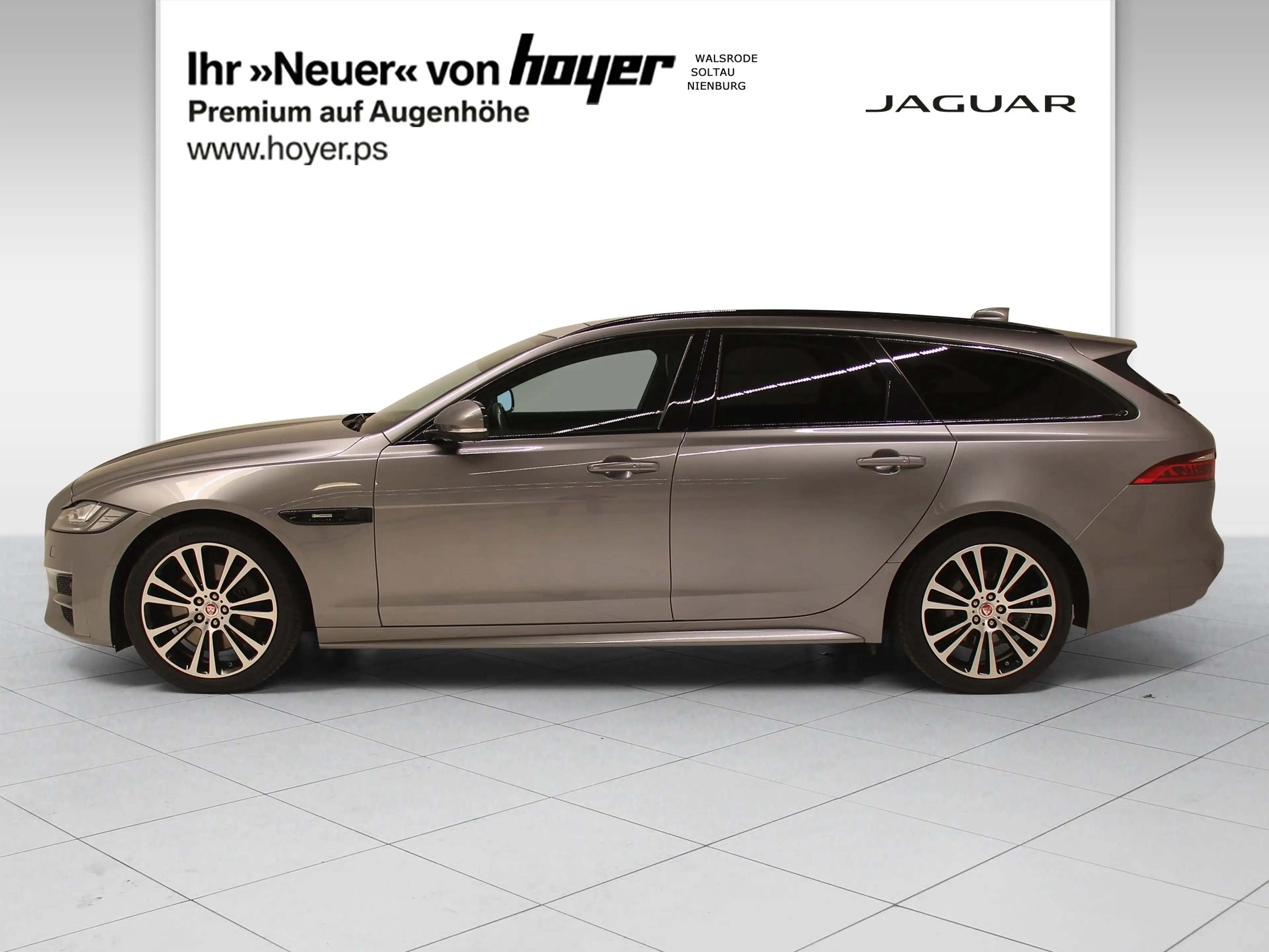 Jaguar XF Sportbrake 30t AWD R-Sport — photo 3
