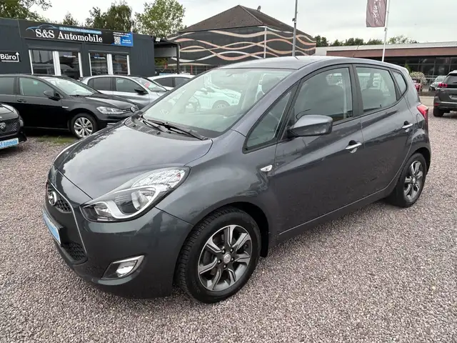 Hyundai iX20 1.6 Space Plus-Paket *Automatik*Navi*SHZ*