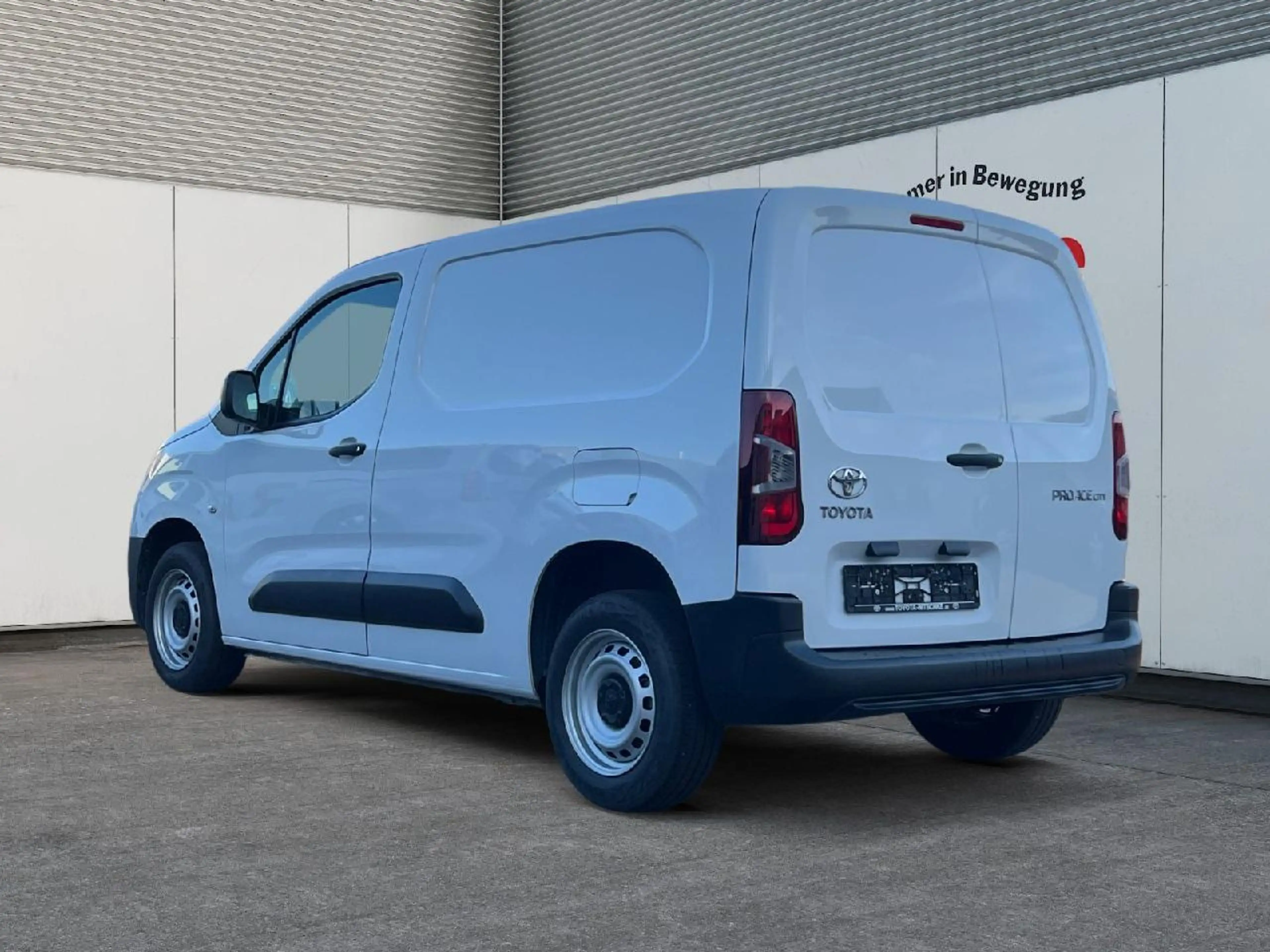 Toyota Proace City 1,5 D-4D L1 Duty — photo 3