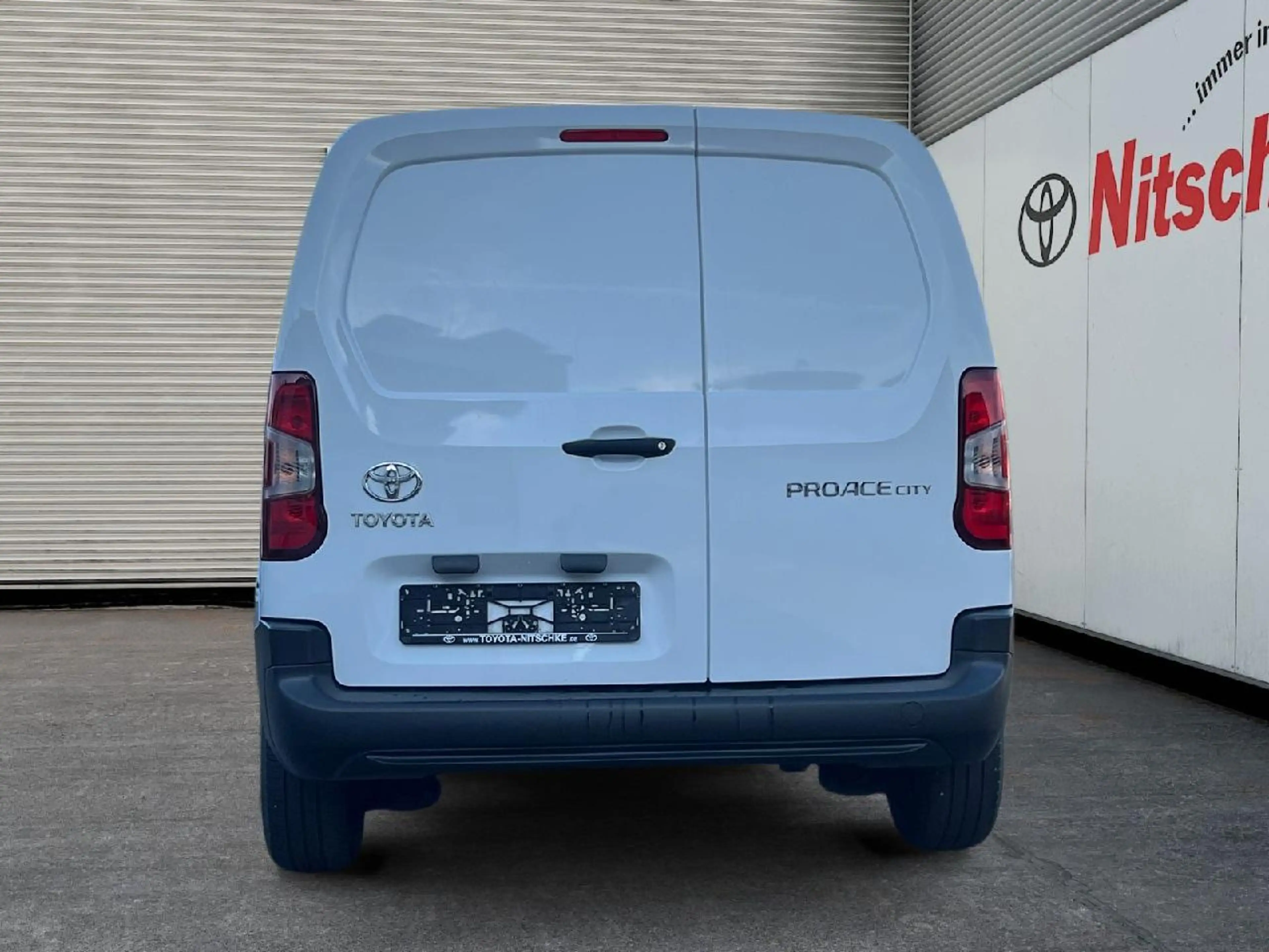 Toyota Proace City 1,5 D-4D L1 Duty — photo 4