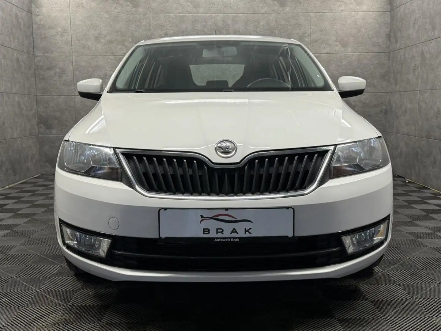 Skoda Rapid/Spaceback 1.2 TSI Spaceback Elegance Tempo*PDC*SHZ Blanc - 2