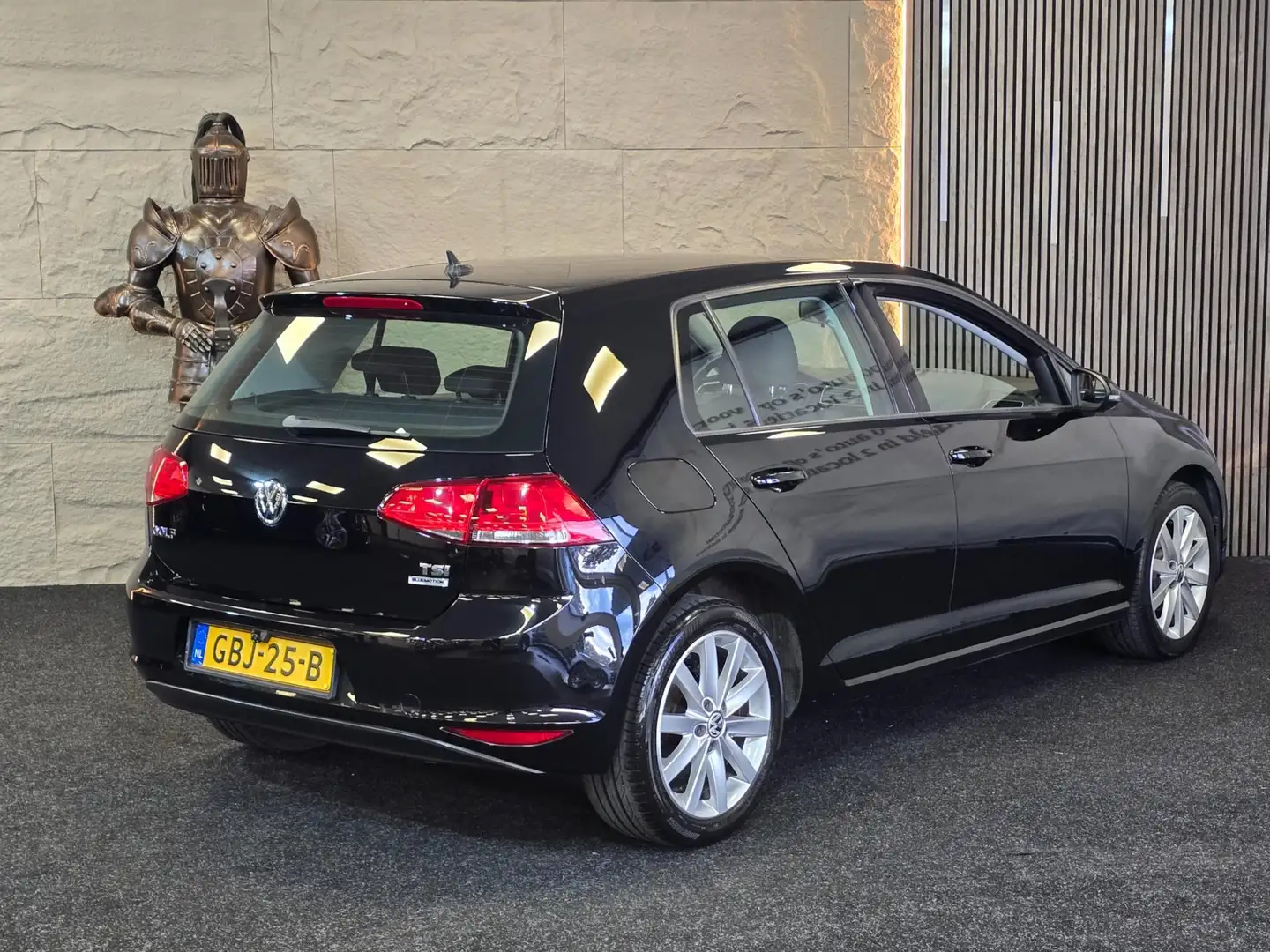 Volkswagen Golf 1.2 TSI Trendline|GARANTIE|NAVI|BLUETOOTH|VELGEN|A Negro - 2