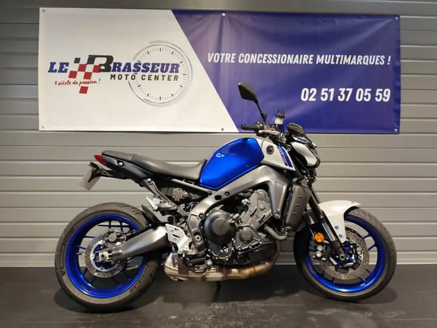 Yamaha MT-09 Modrá - 1