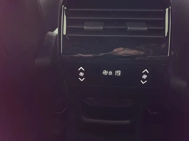Peugeot 5008 view 19