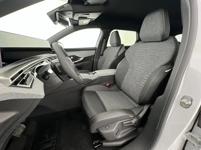 Peugeot 5008 view 8