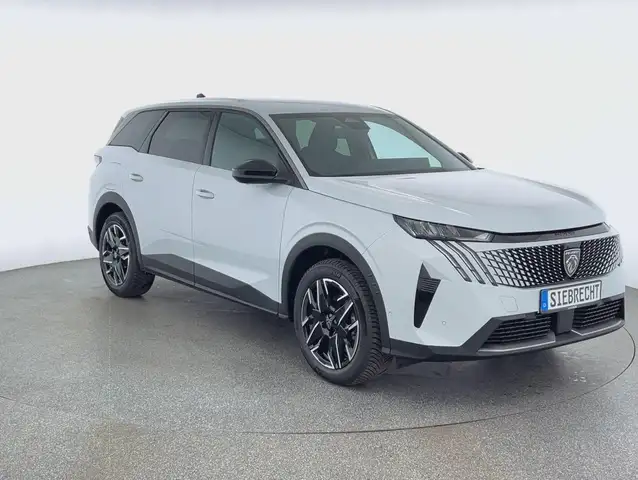 Peugeot 5008 view 3