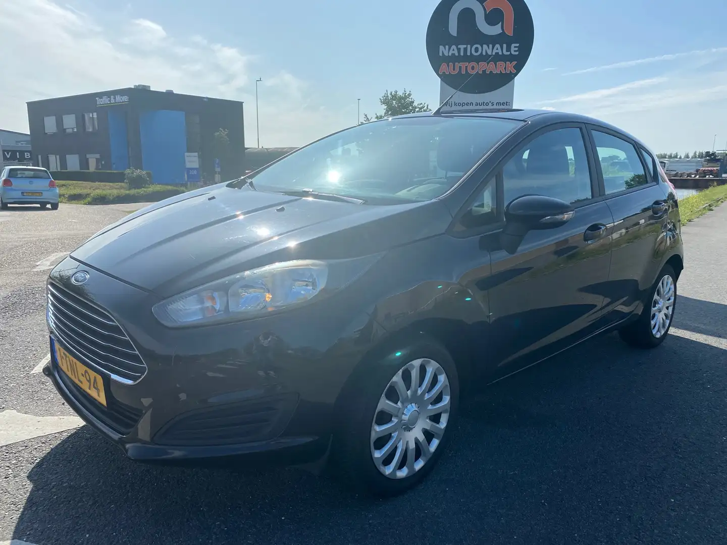 Ford Fiesta 2014 * 1.0 Style * AIRCO * DB-RIEM VERVANGEN BIJ 1 Zwart - 1