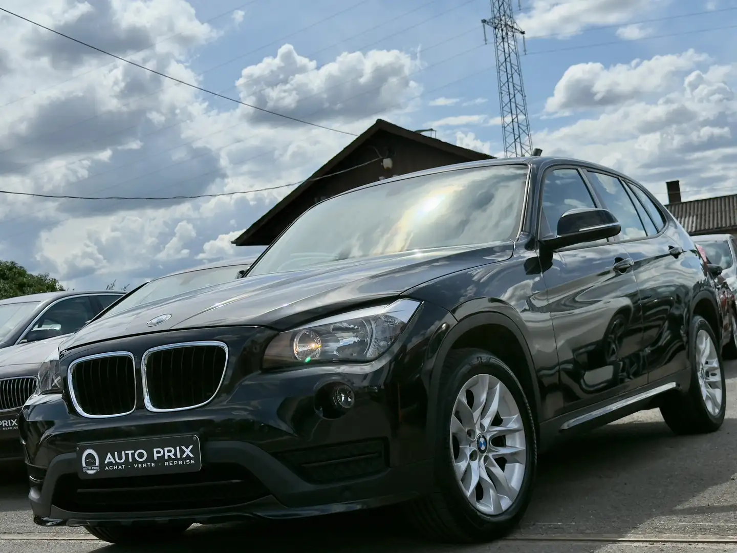 BMW X1 2.0 d sDrive18 Sport Line Navi PDC 1Er Main Euro5b Black - 1