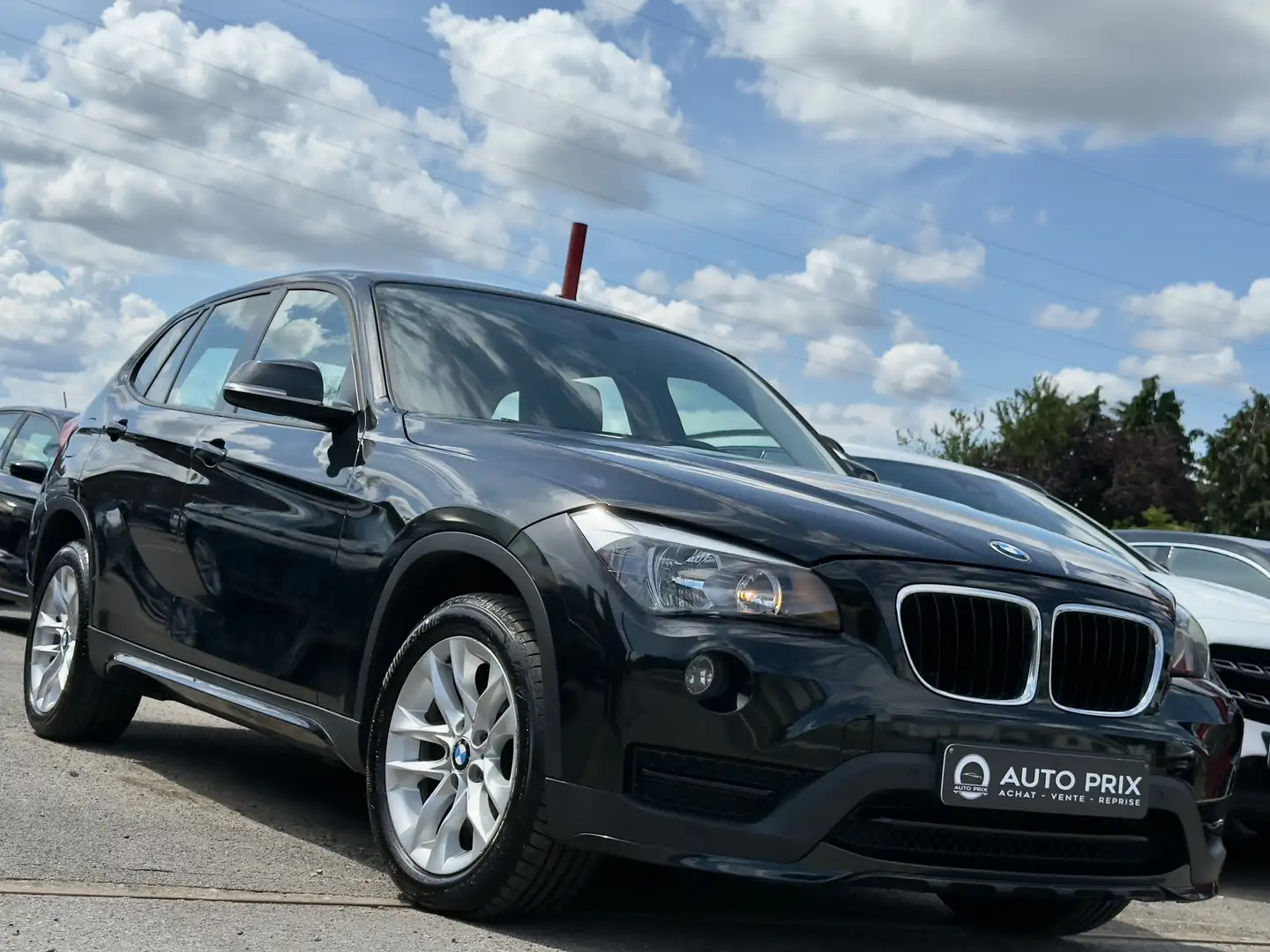 BMW X1 2.0 d sDrive18 Sport Line Navi PDC 1Er Main Euro5b Black - 2