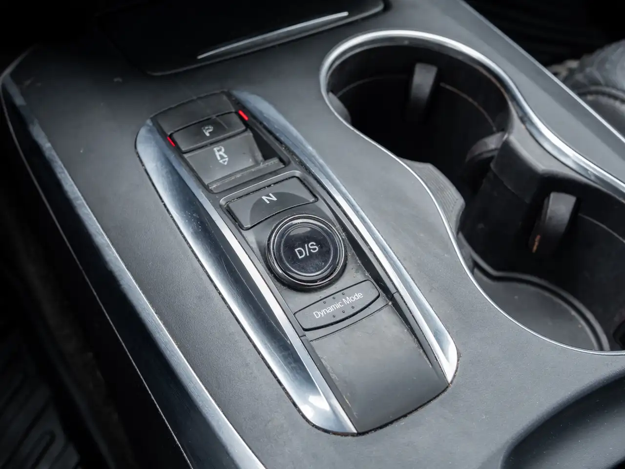 Acura MDX снимка Acura MDX