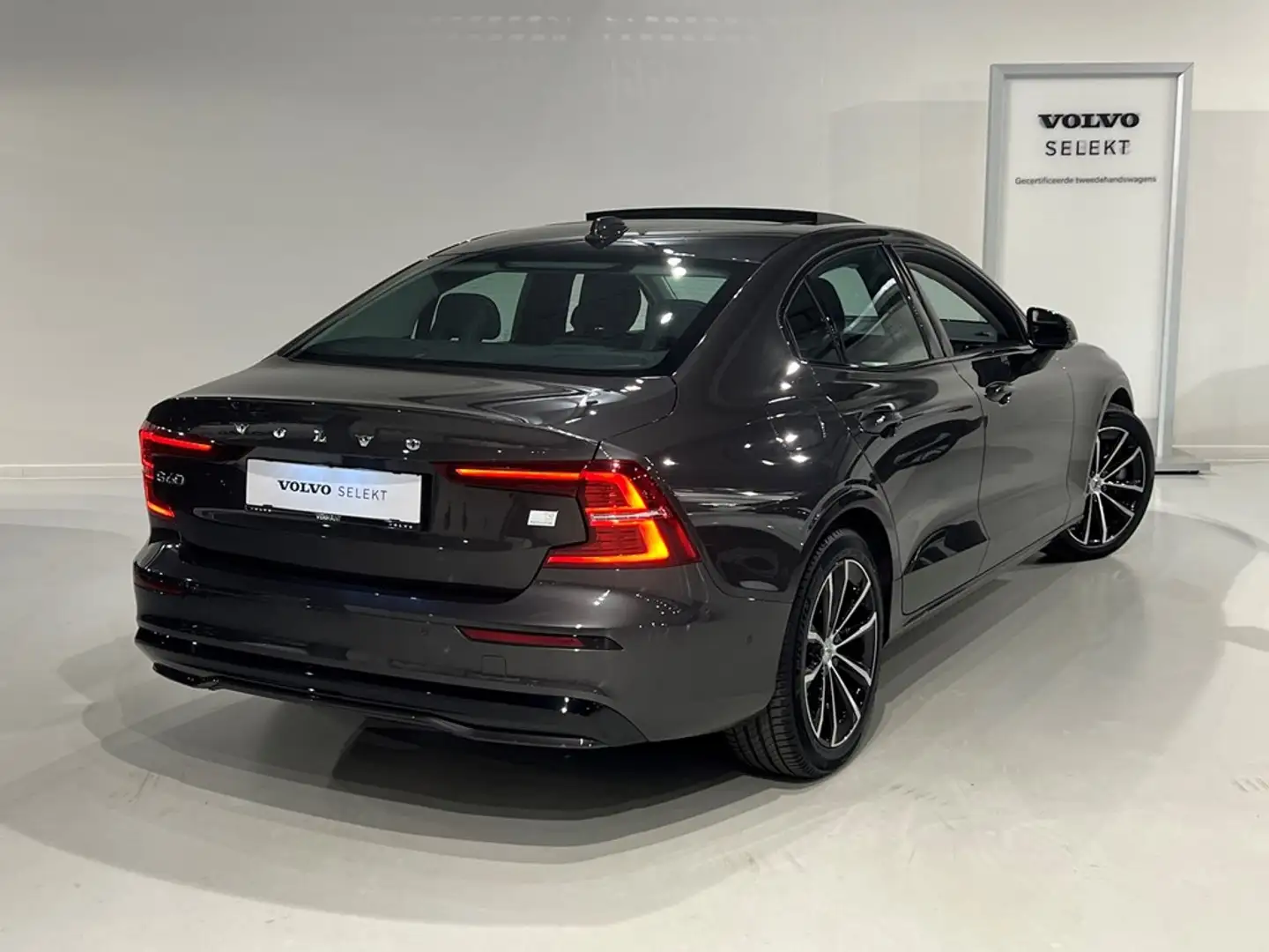 Volvo S60 T8 Recharge Ultimate Dark Long Range Gris - 2