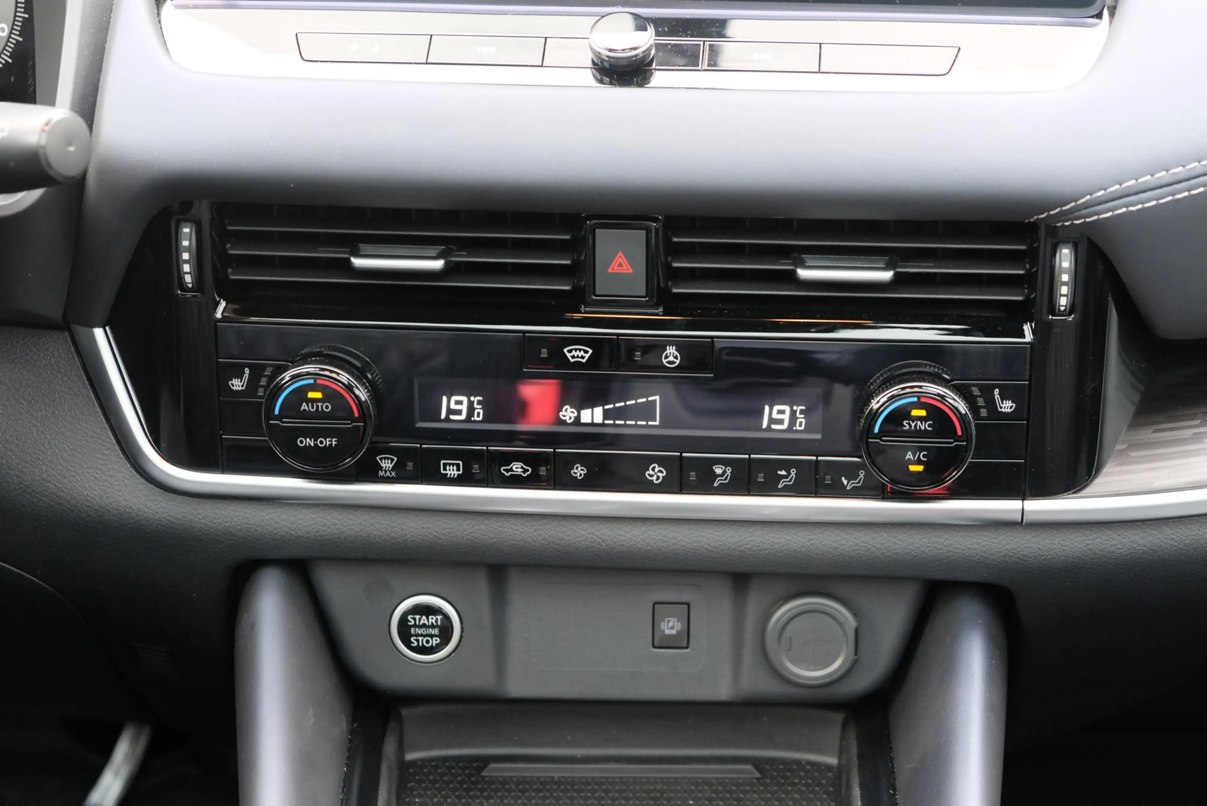 Nissan Qashqai 1.3 MHEV 158pk Xtronic Tekna Plus | Navi | Trekhaa — photo 11