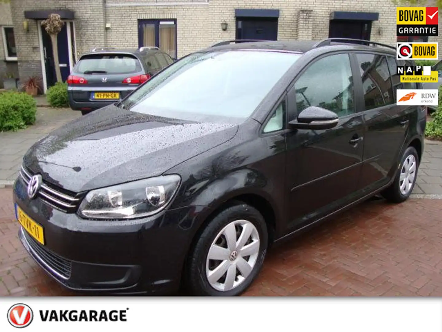 Volkswagen Touran 1.6 TDI Comfortline BlueMotion Noir - 1