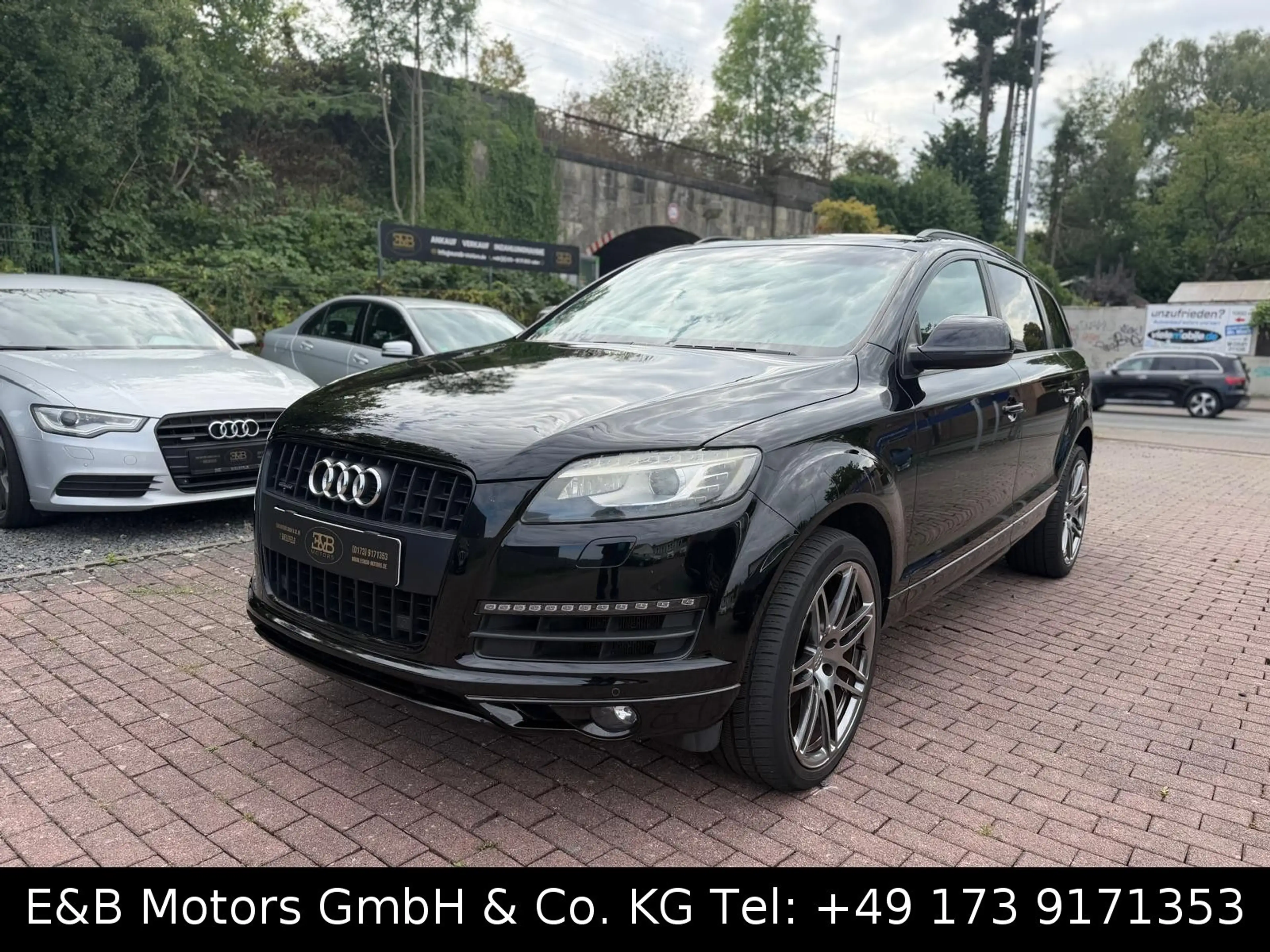 Audi Q7 3.0 TFSI S-LINE /7.SITZE/BOSE