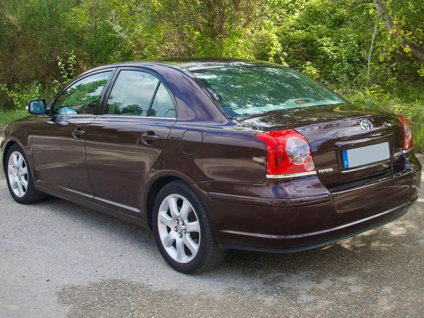 Toyota Avensis Avensis 2.4 Executive Aut. Executive Burdeos - 2