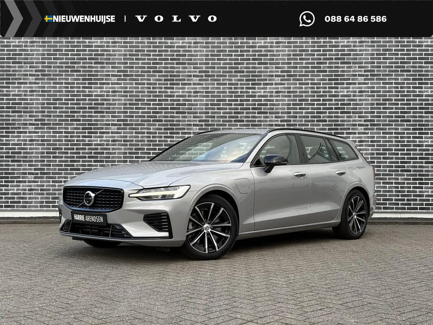 Volvo V60 2.0 T6 Plug-in hybrid AWD Plus Dark | Harman Kardo Grau - 1
