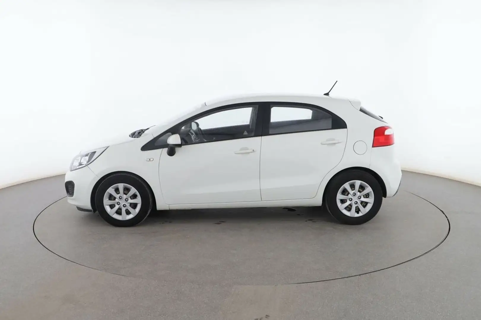 Kia Rio 1.2 Concept Blanco - 2