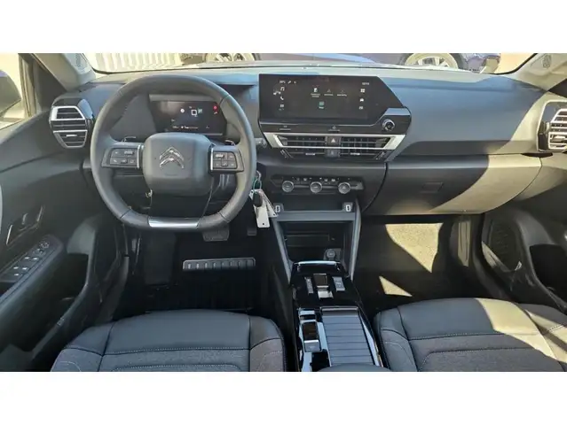 Citroen C4 view 4