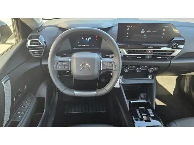 Citroen C4 view 7
