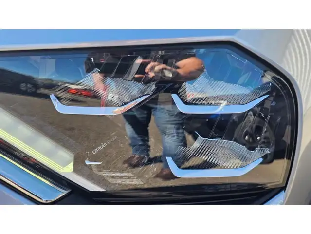 Citroen C4 view 24